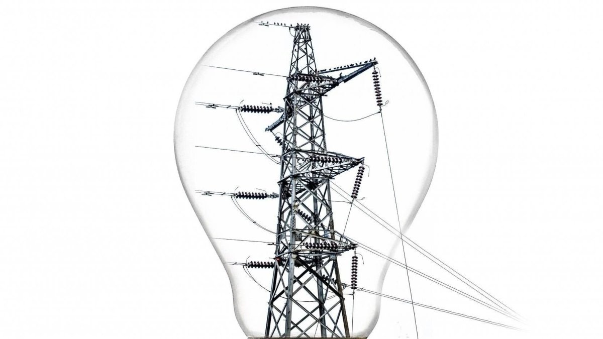 Электричество на белом фоне