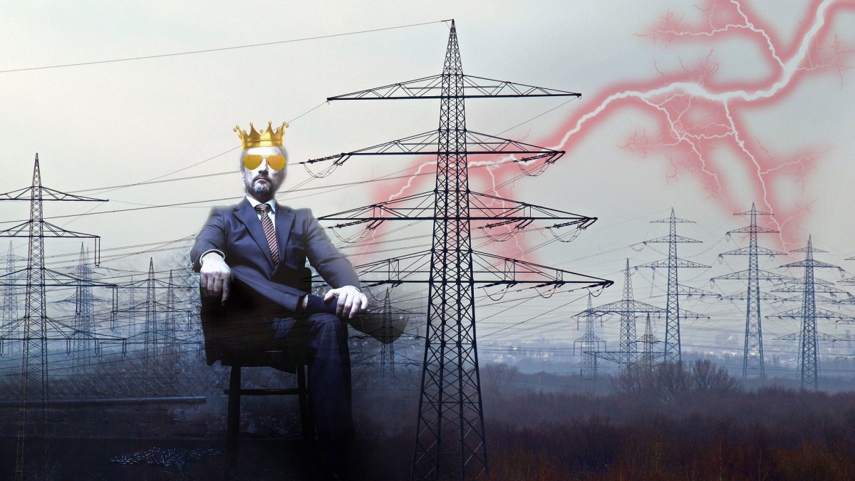 ЛЭП на белом фоне