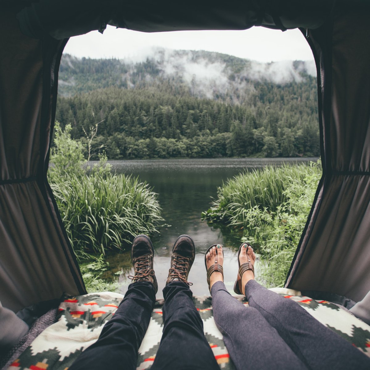 Утро на море с кофе