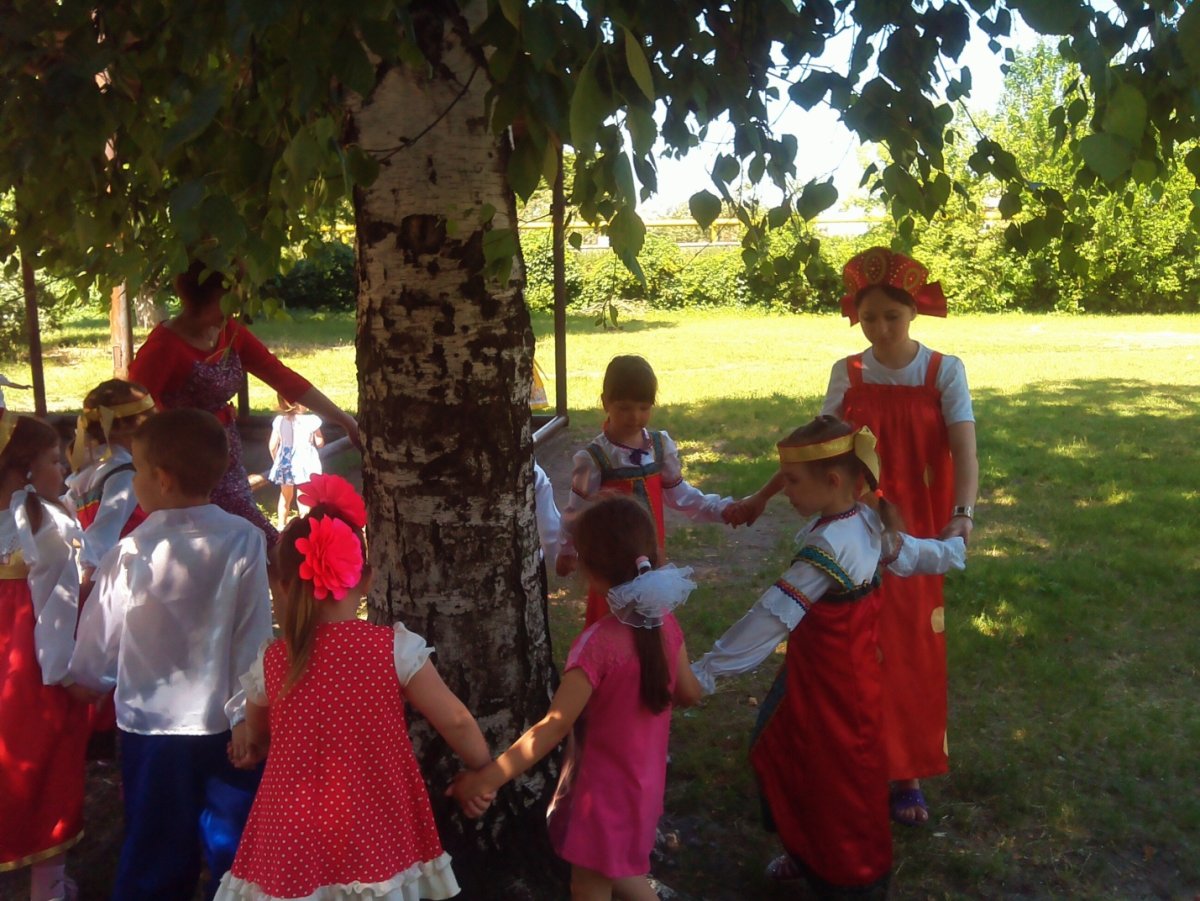 Русский народный хоровод