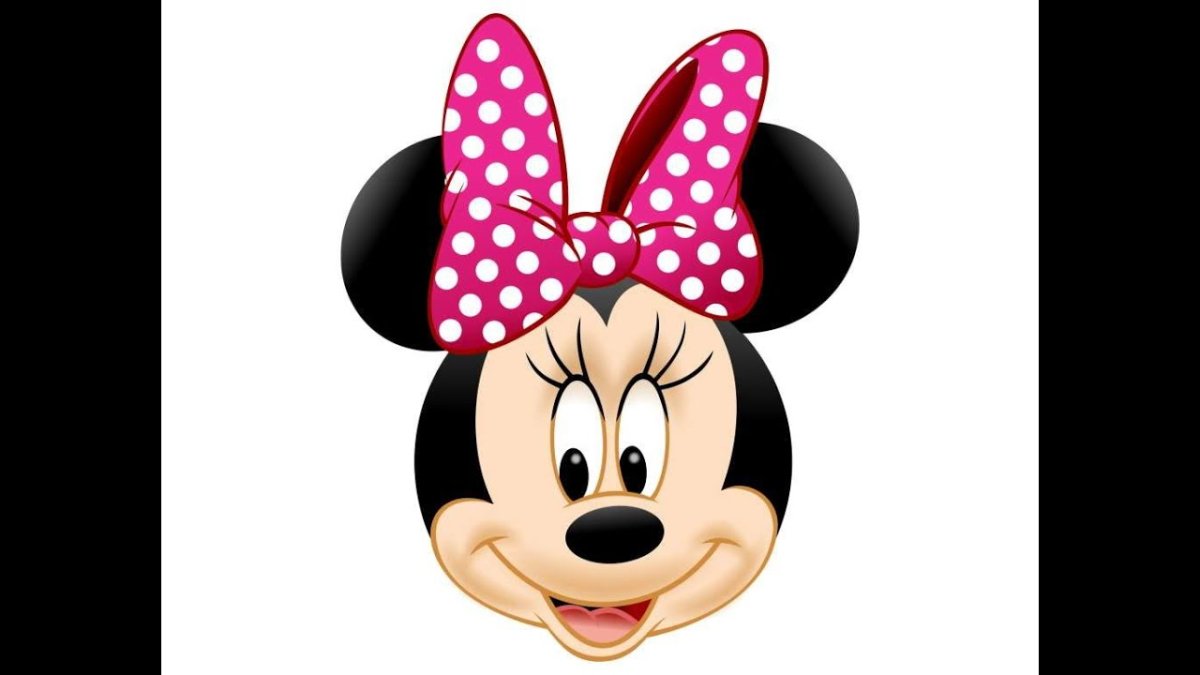 Микки Маус голова на белом фоне девочка