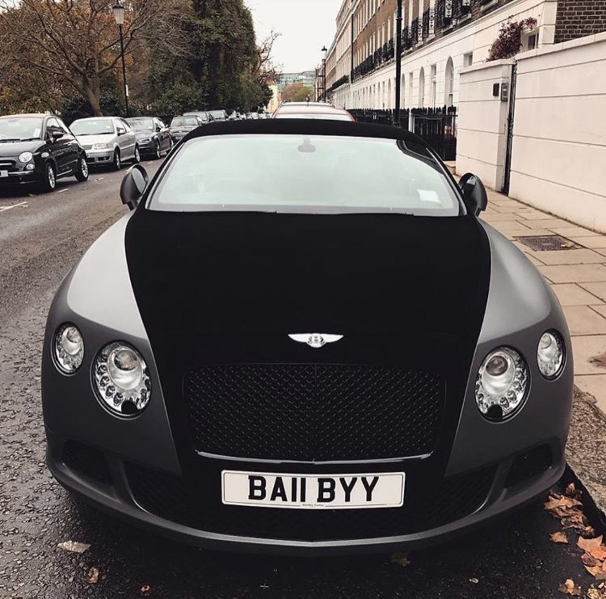 Самолет машина девушка