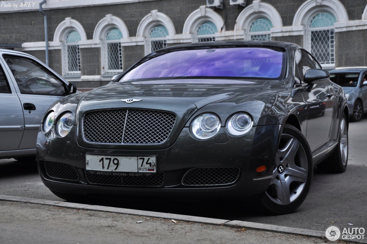 Bentley Falcon Exp 9 f SUV