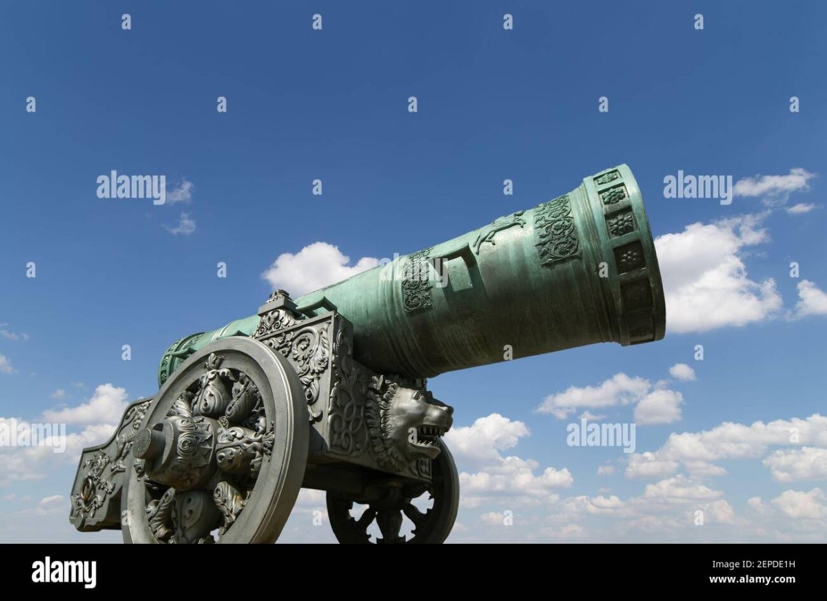 Царь пушка на прозрачном фоне