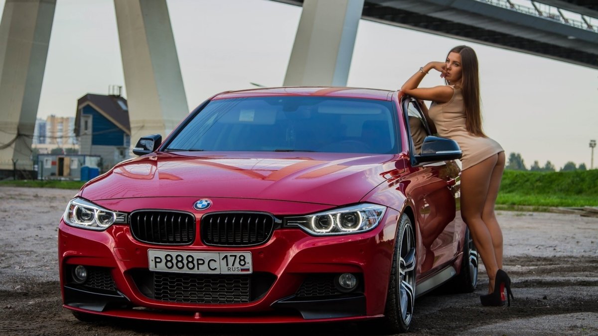 БМВ м5 е60 с девушкой