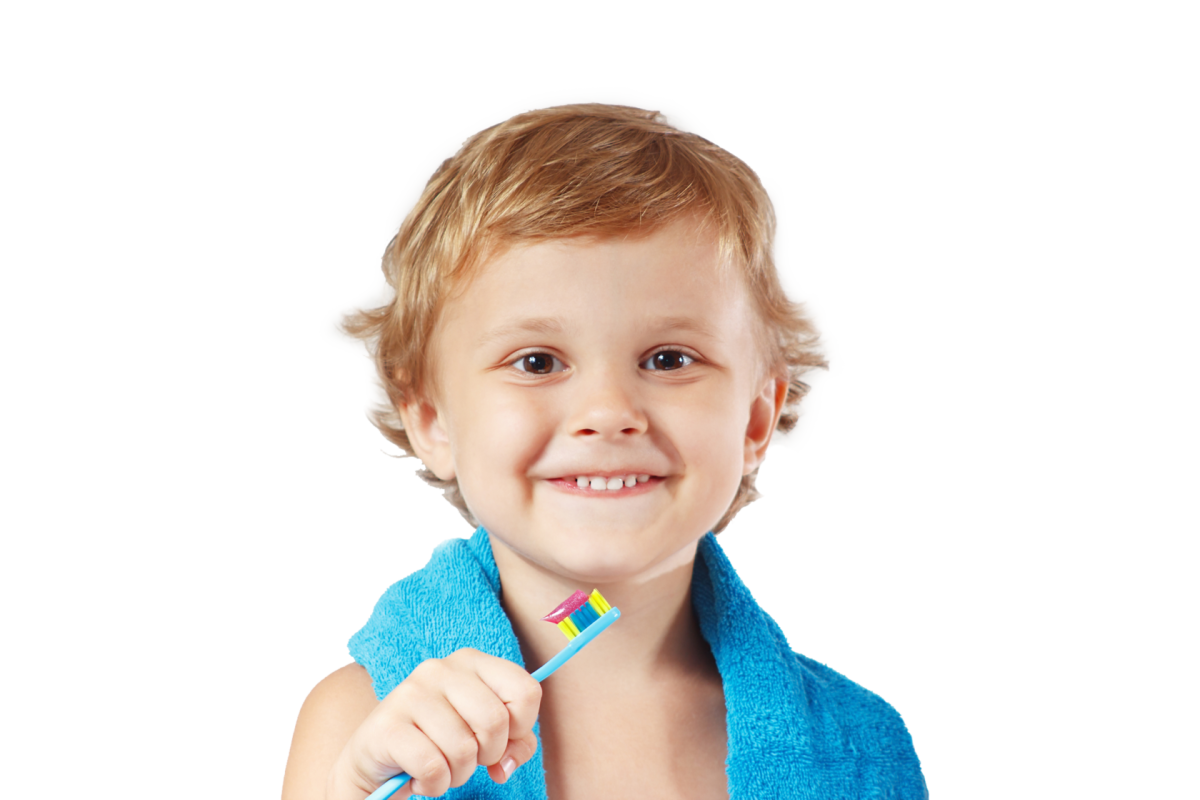 Мальчик улыбается фотосессия