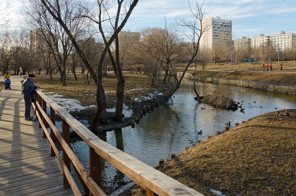 Весенний город