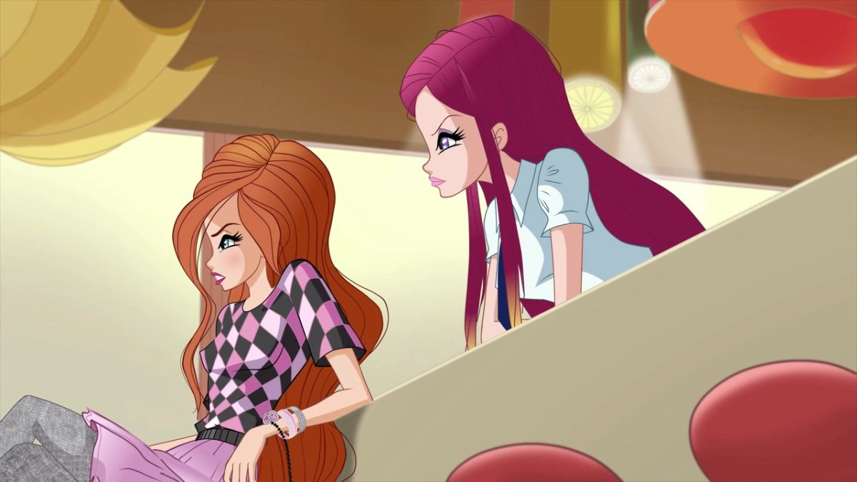 Мир Винкс Рокси и Блум