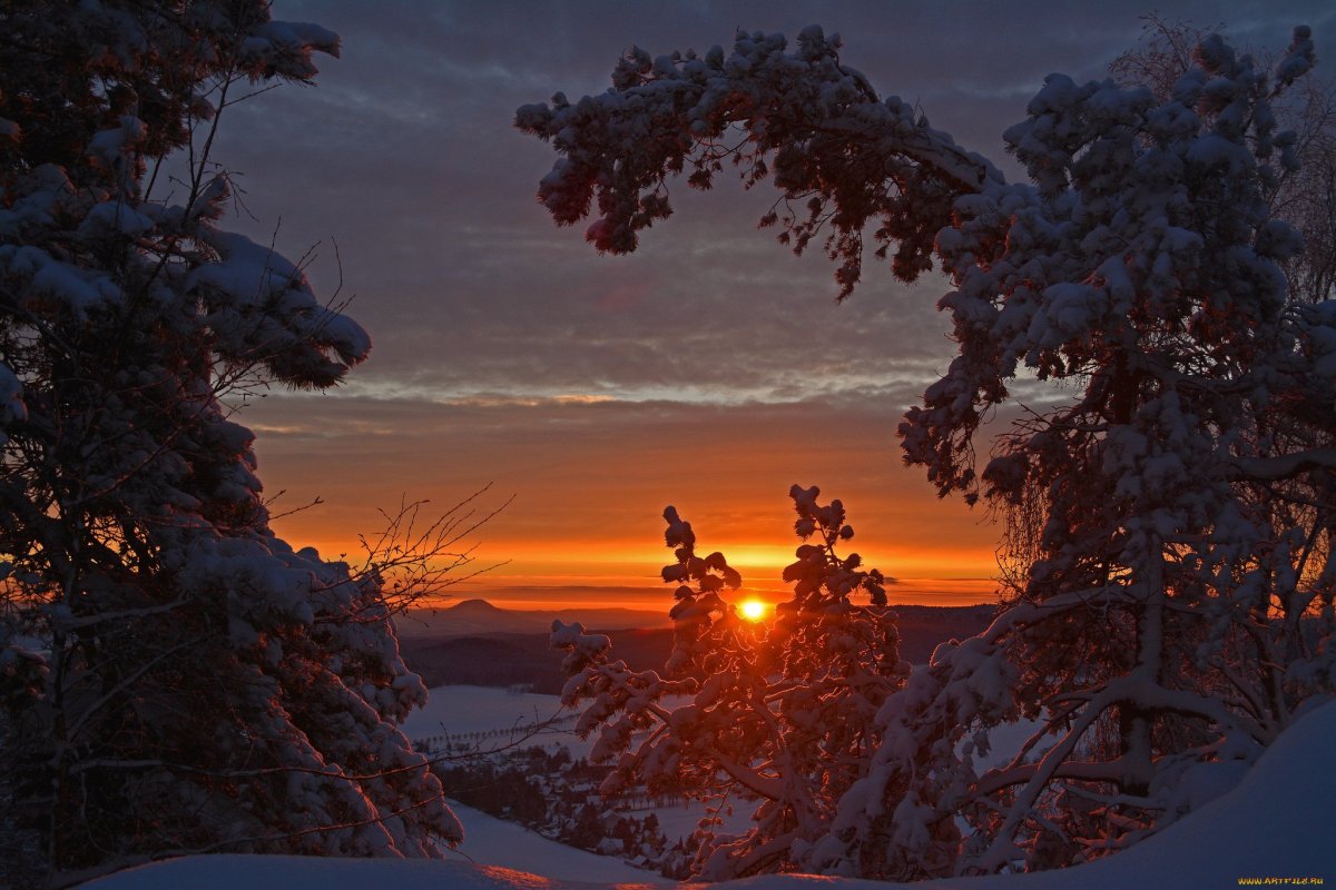 Красивый зимний закат