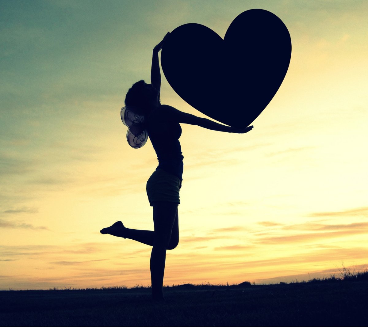 Смайлики улыбка и грусть