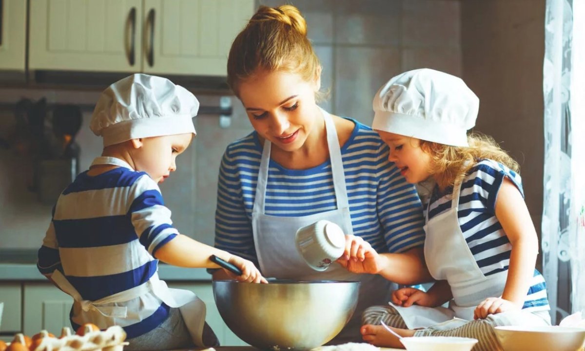 Родители с детьми го овят