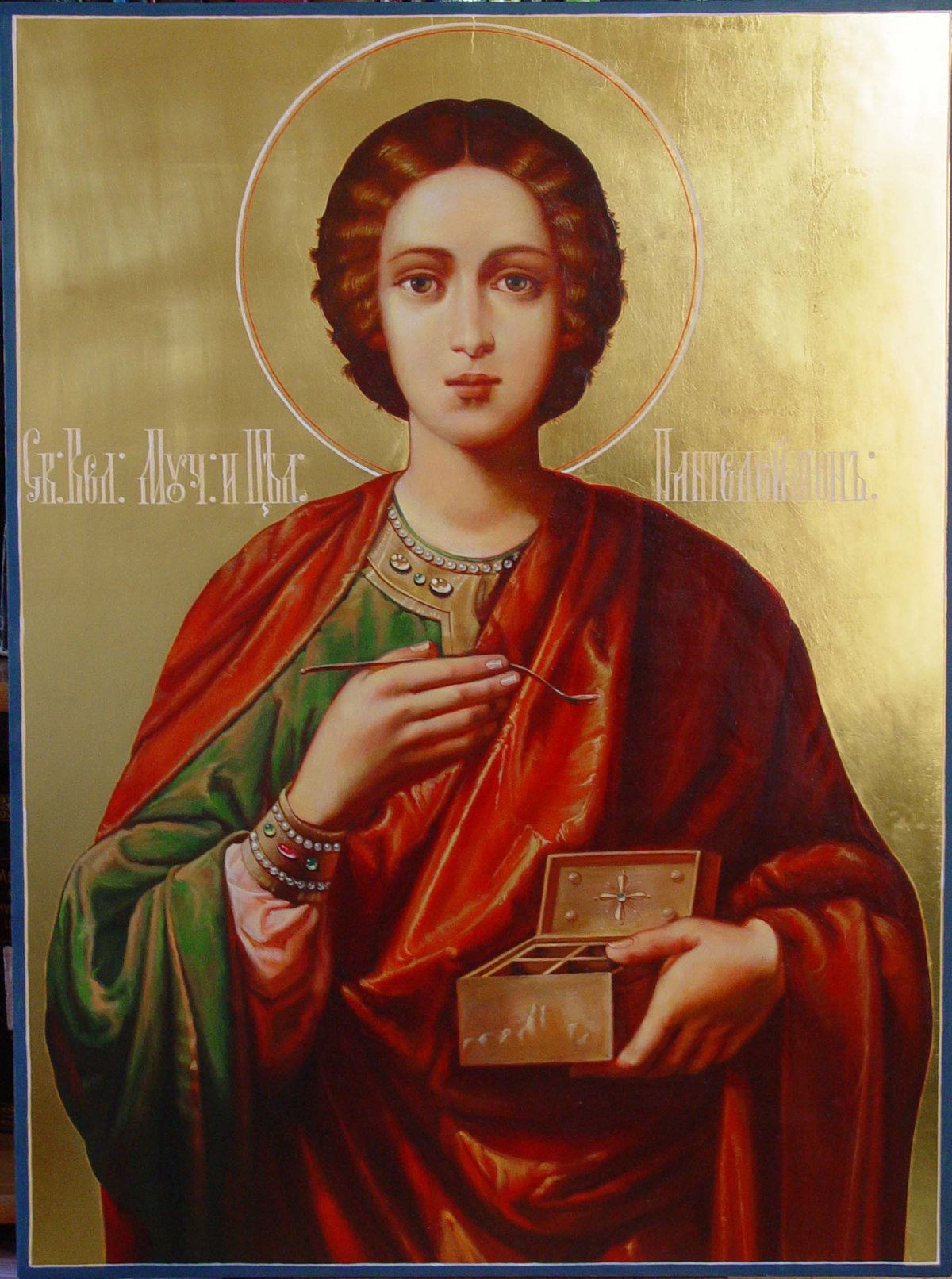 Икона Пантелеймона в храме