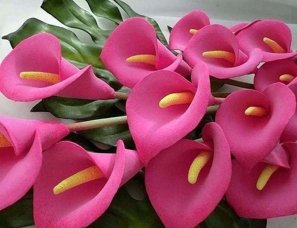 Букет "каллы и эвкалипт"