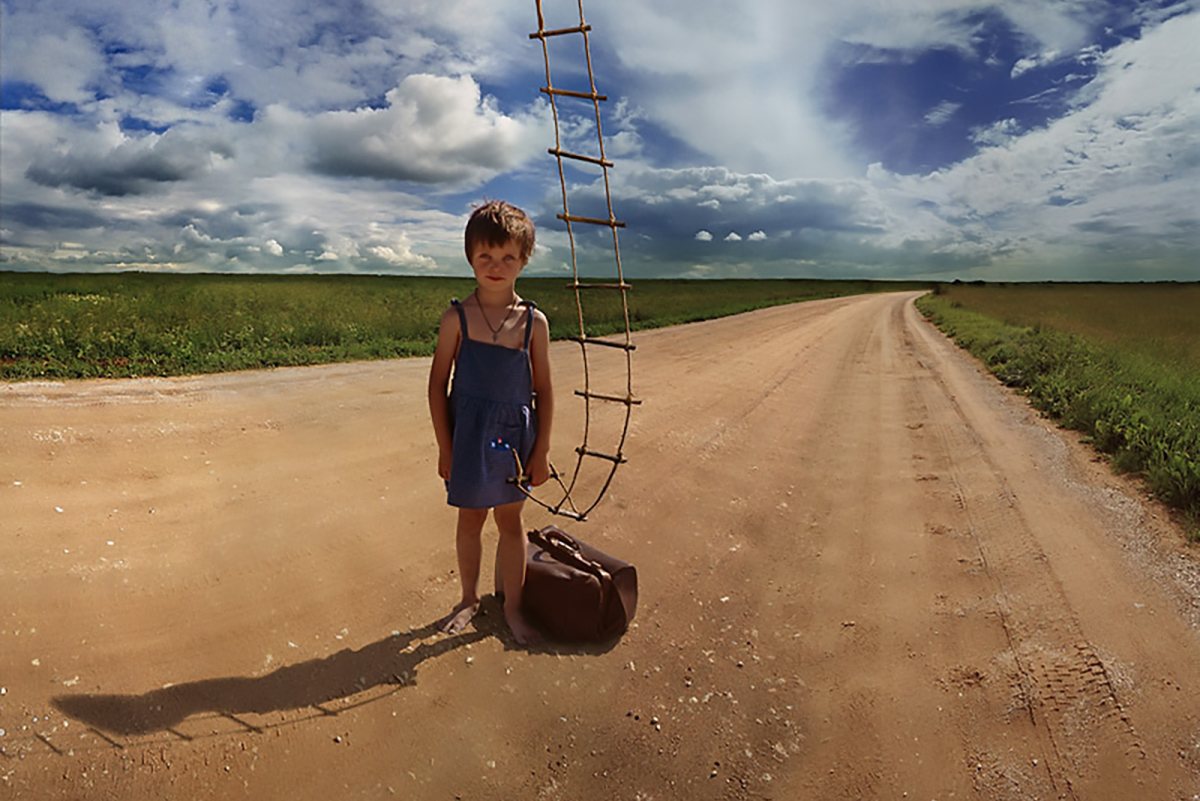 Странник идет по дороге