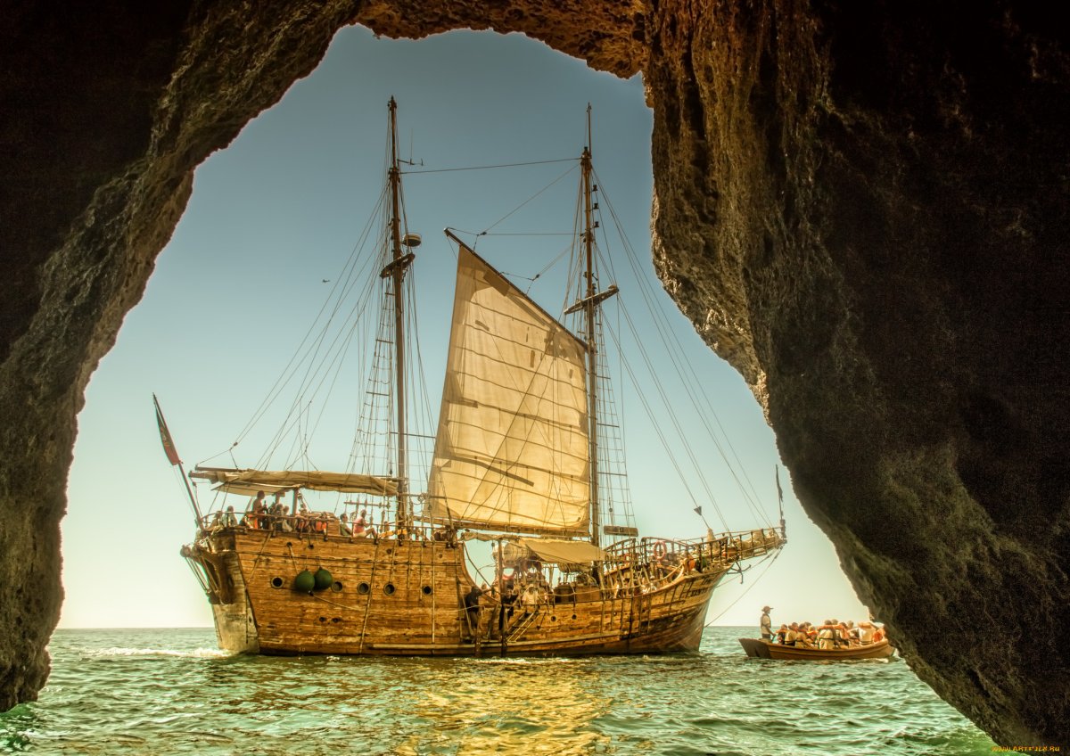 Парусная Каравелла