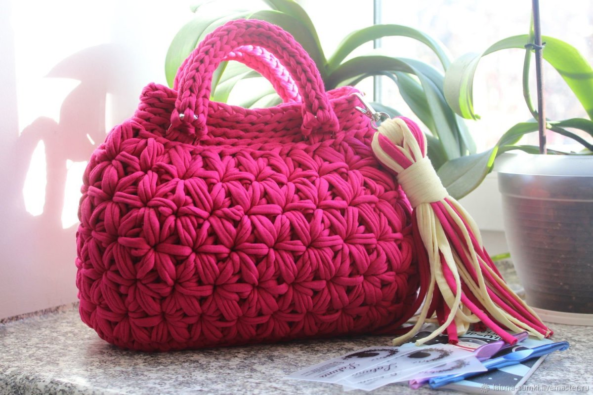 Вязаные сумки из трикотажной пряжи