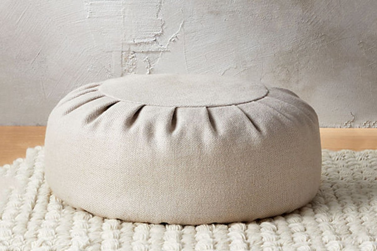 Пуф подушка круглый белый