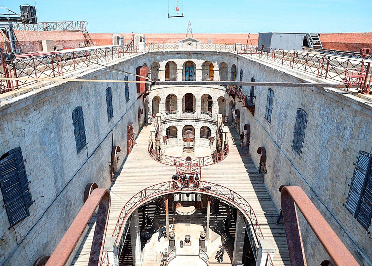 Форт Боярд Франция