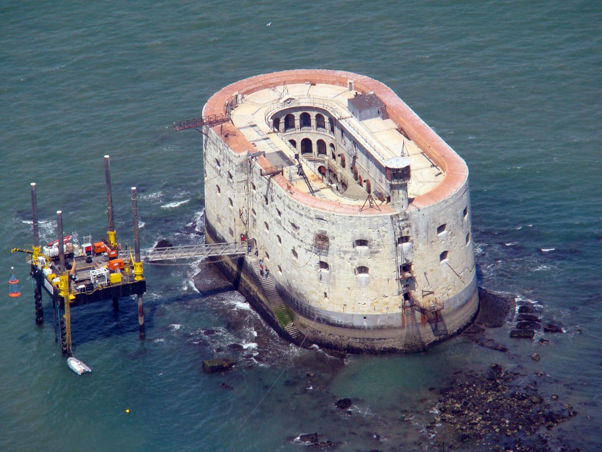 Детский Форт Боярд в Абакане