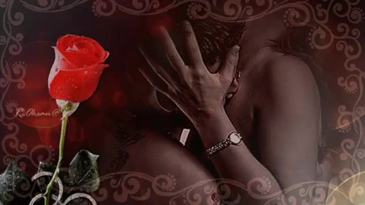 Сплетение рук в постели