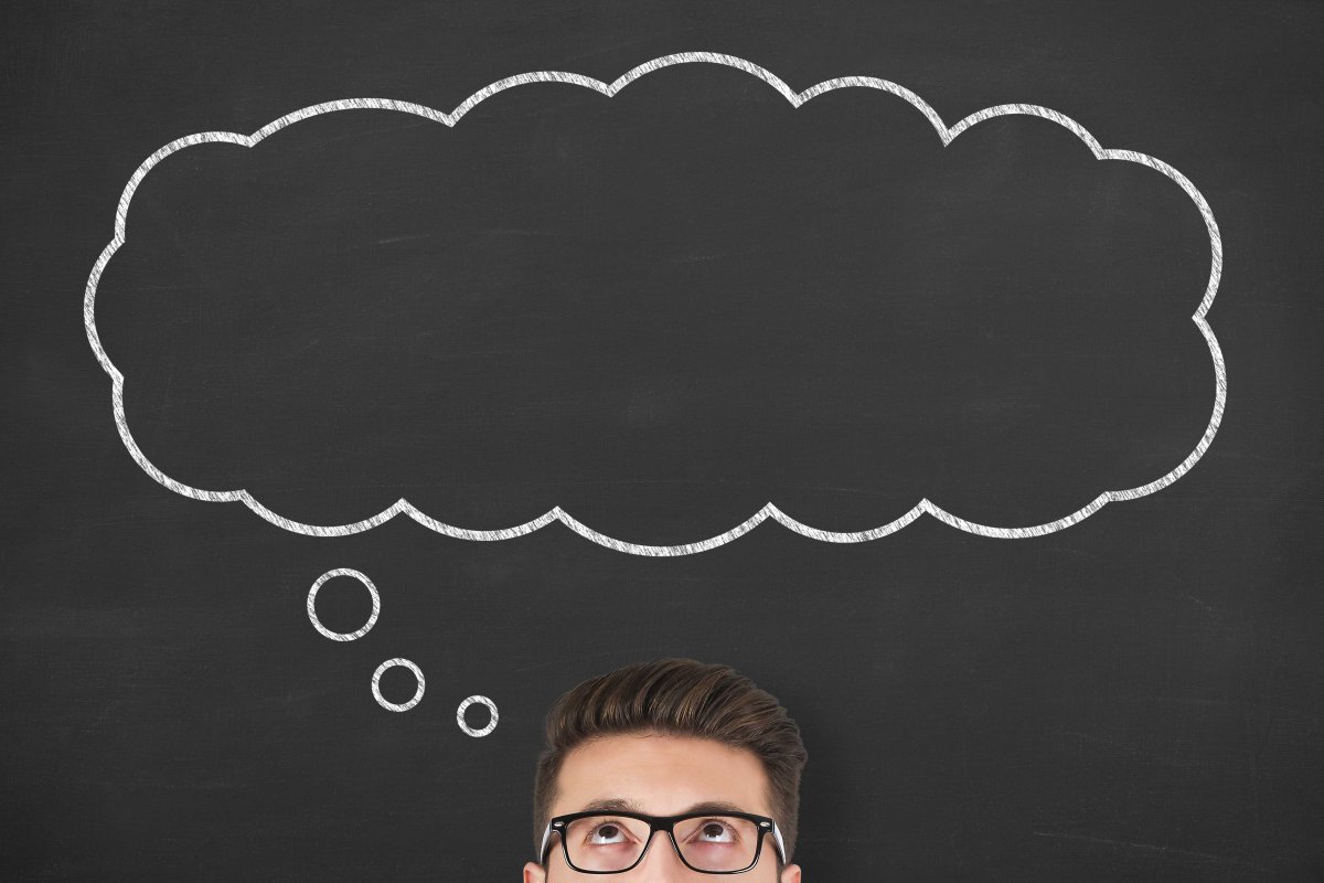 Человек с облачком мыслей