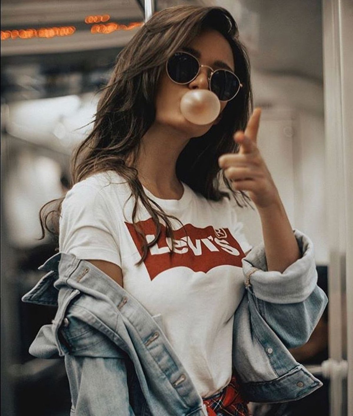 Дерзкая девушка