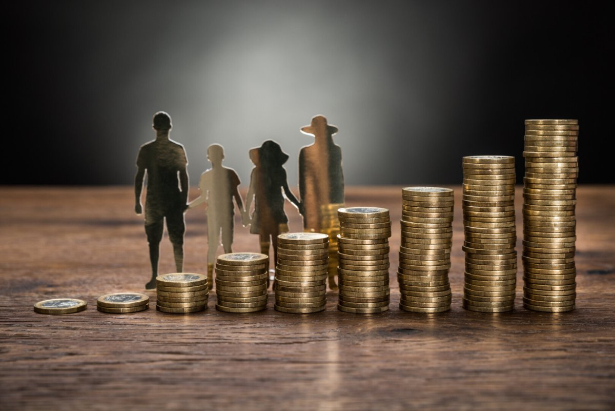 Политика и деньги