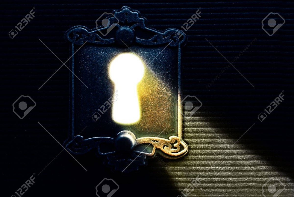 Свет из замочной скважины