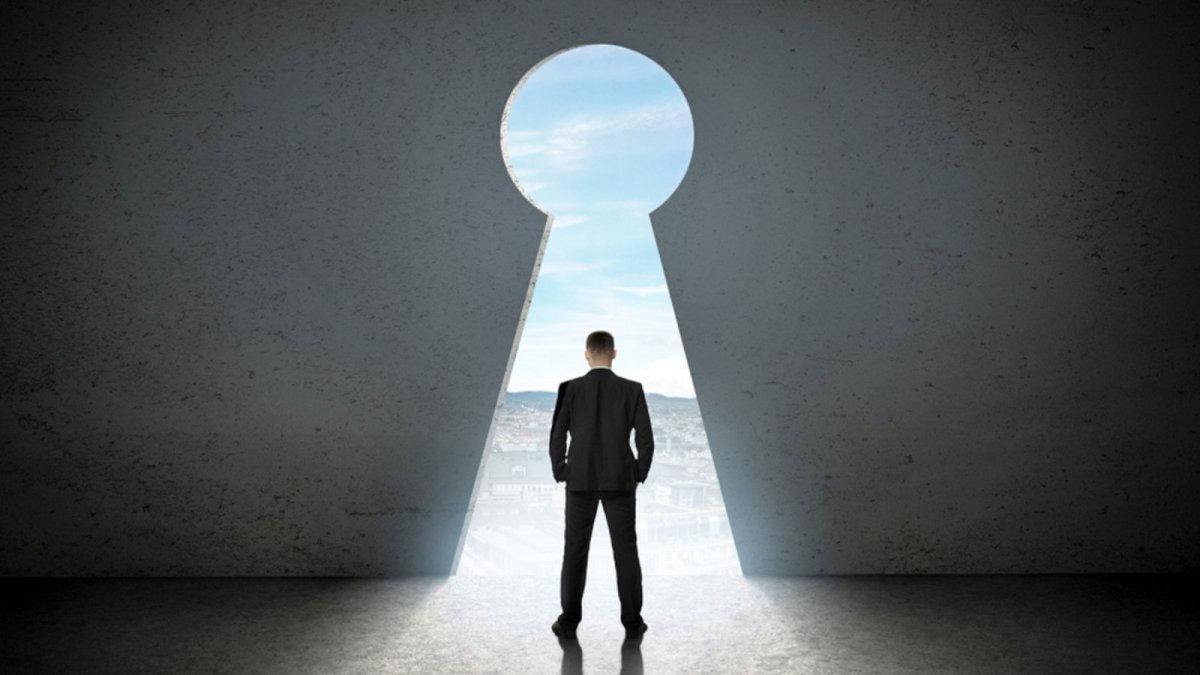 Замок с замочной скважиной