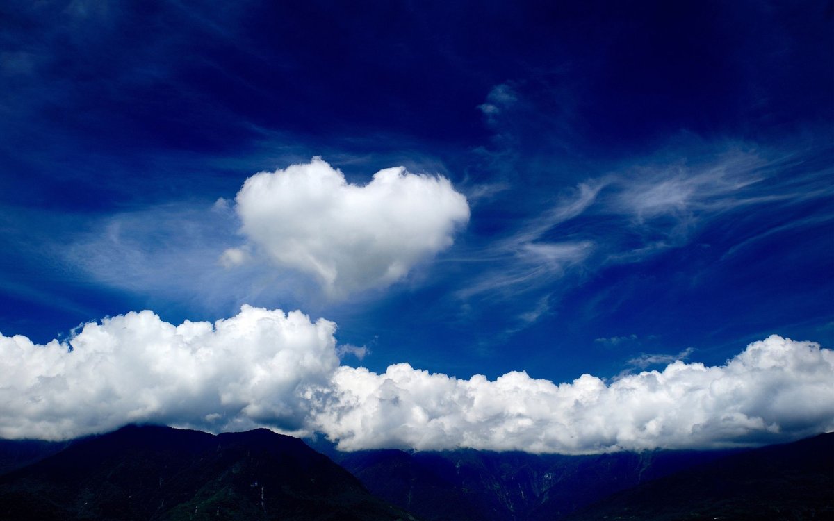 Небо с облаками