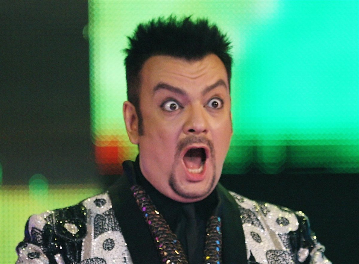 Удивленная девушка