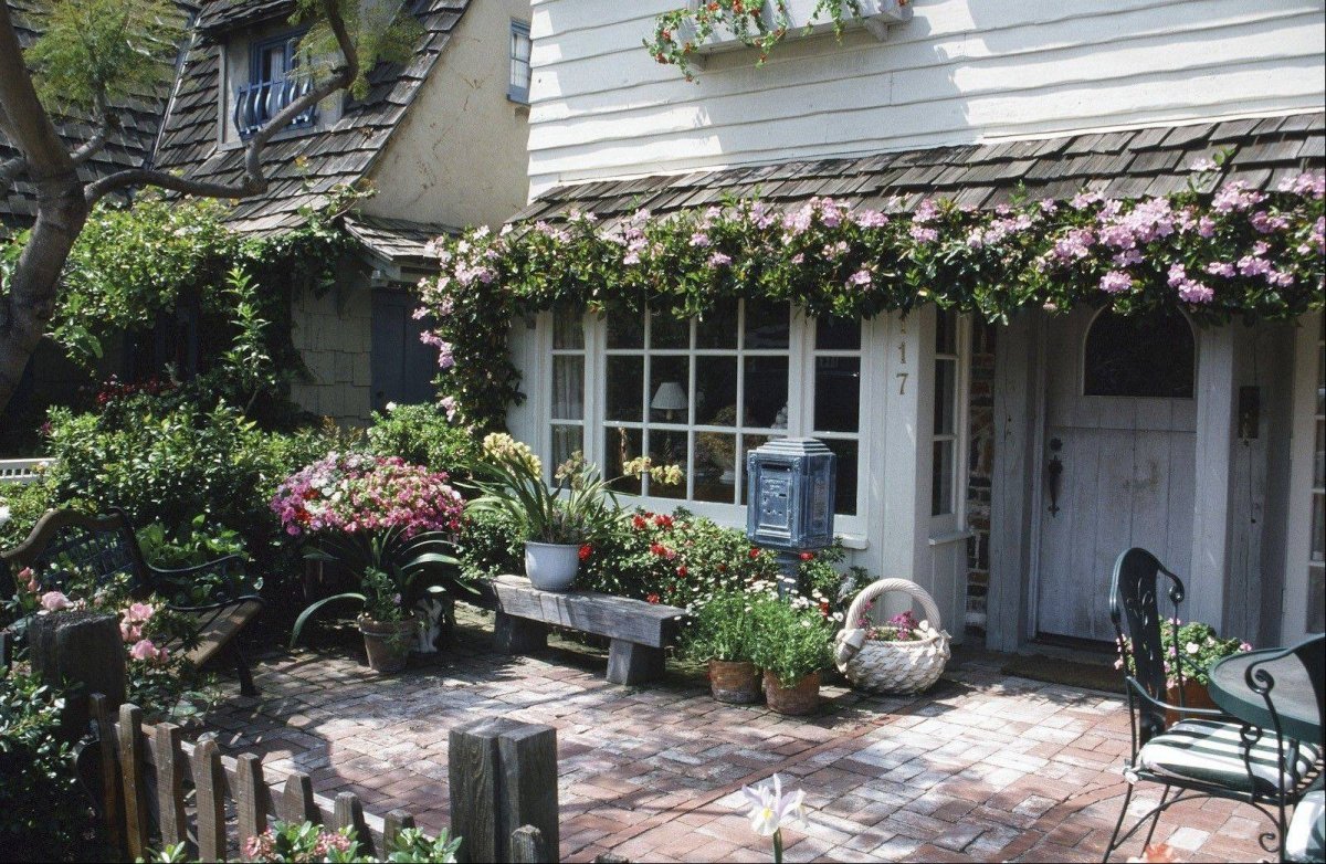 Палисадник в стиле Кантри