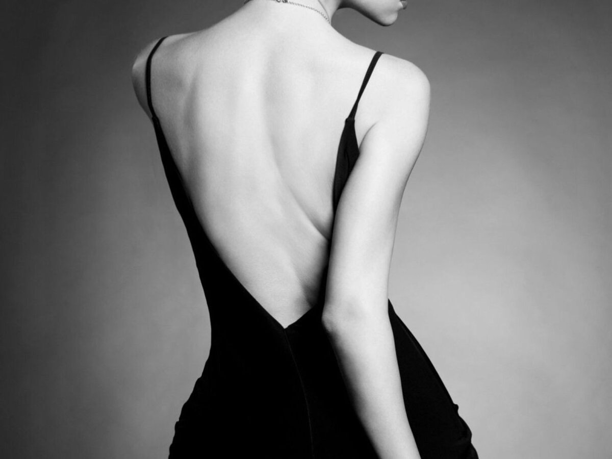 Женская спина