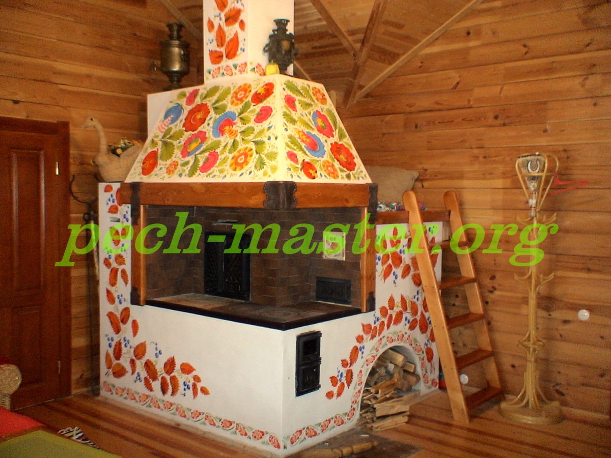 Деревянный дом из сказки