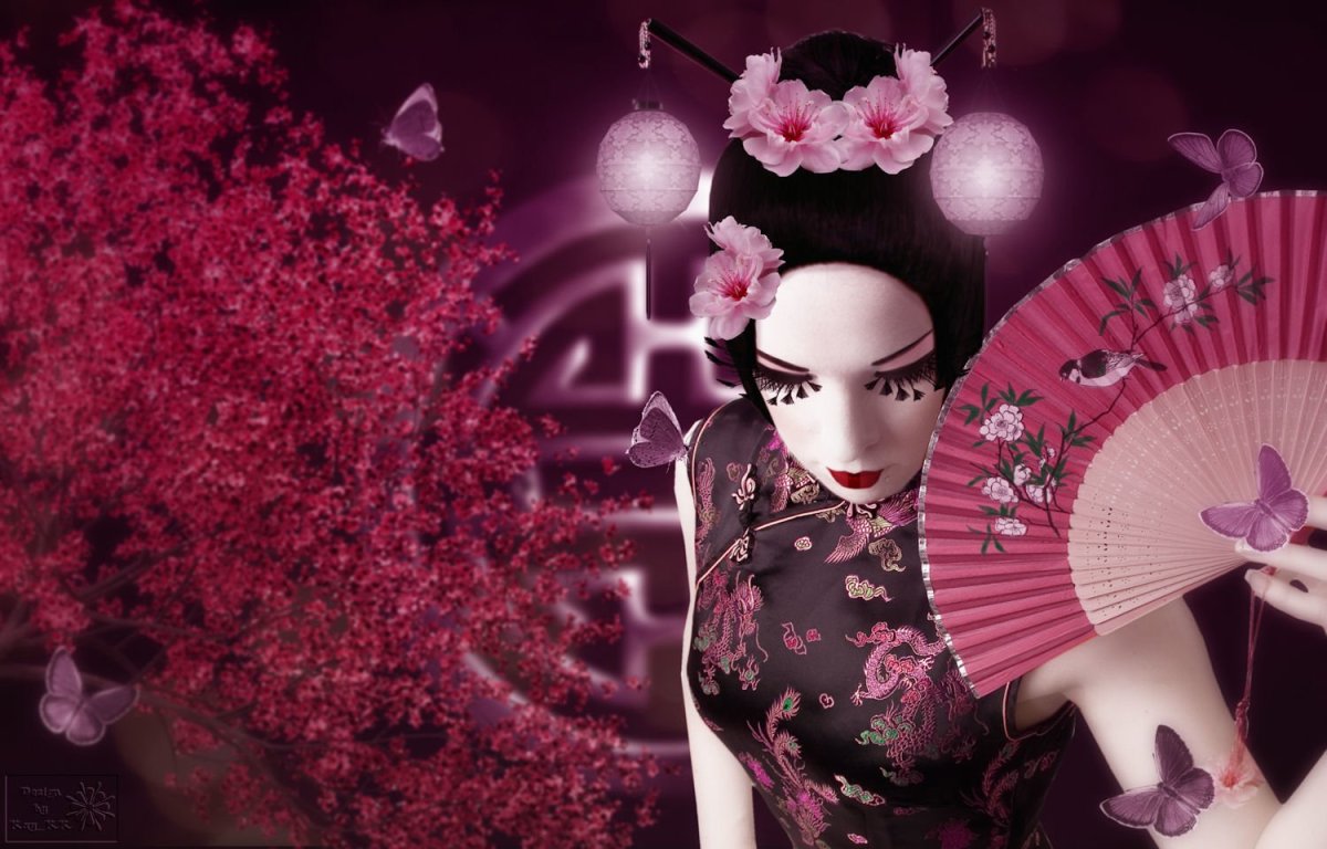 Гейша с веером