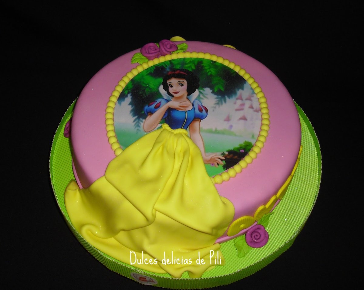 Торт Белоснежка