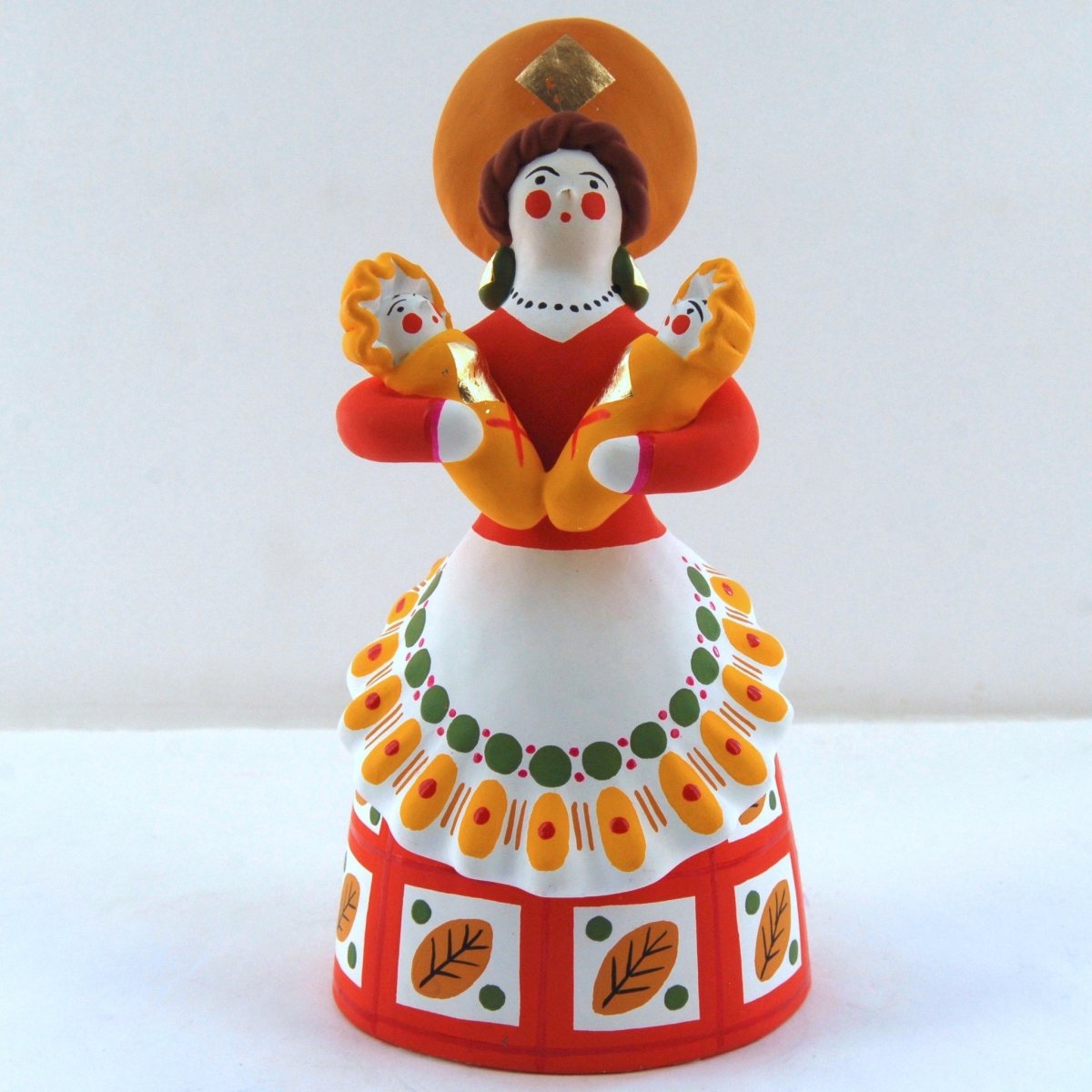 Дымковская народная игрушка Барыня