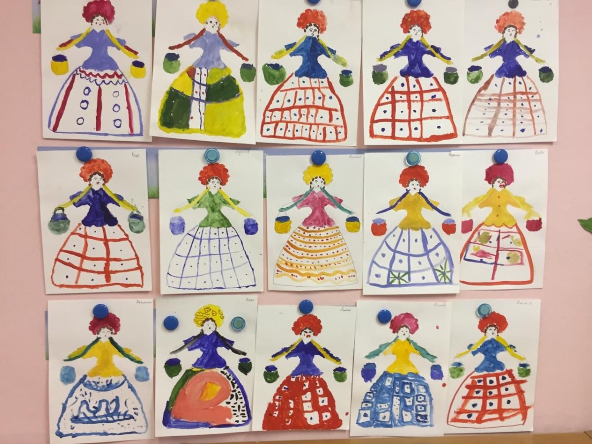 Дымковская игрушка "Барыня"