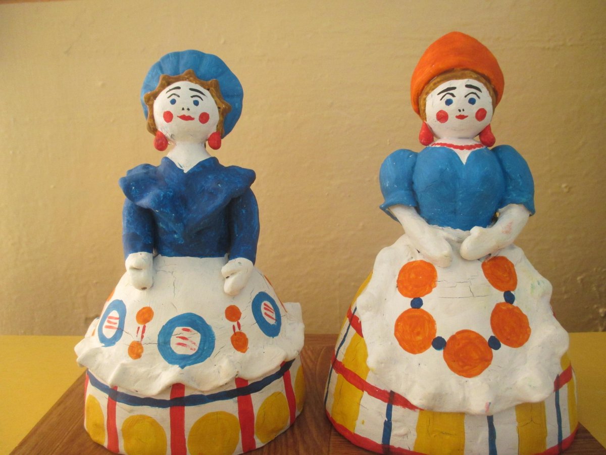 Дымковская игрушка Барыня щеголиха