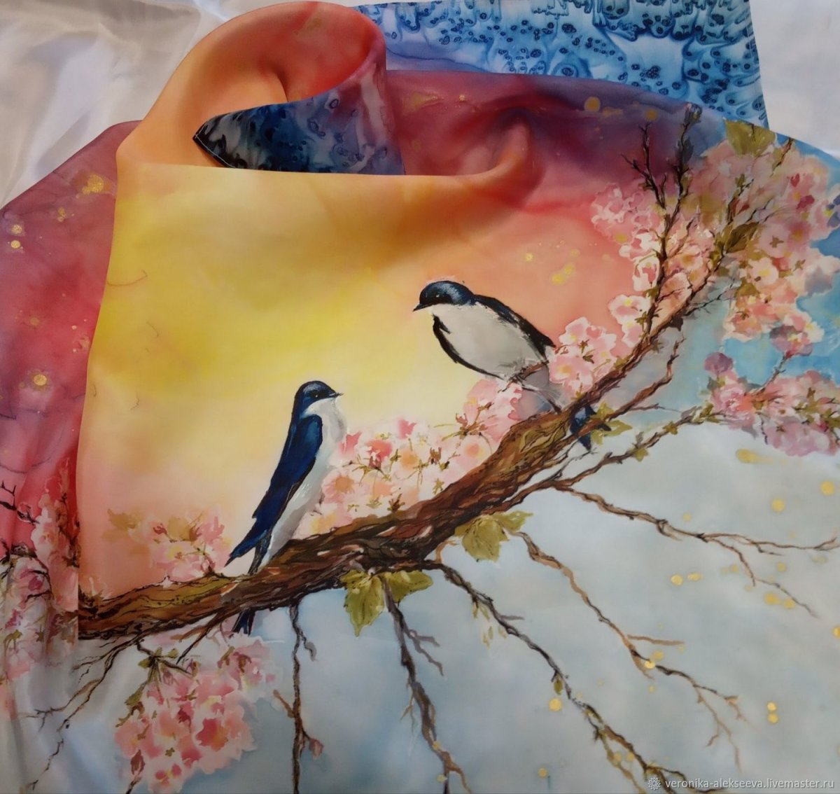 Батик ласточки