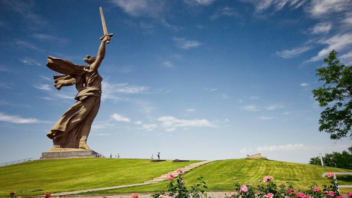 Мамаев Курган Родина мать зовет
