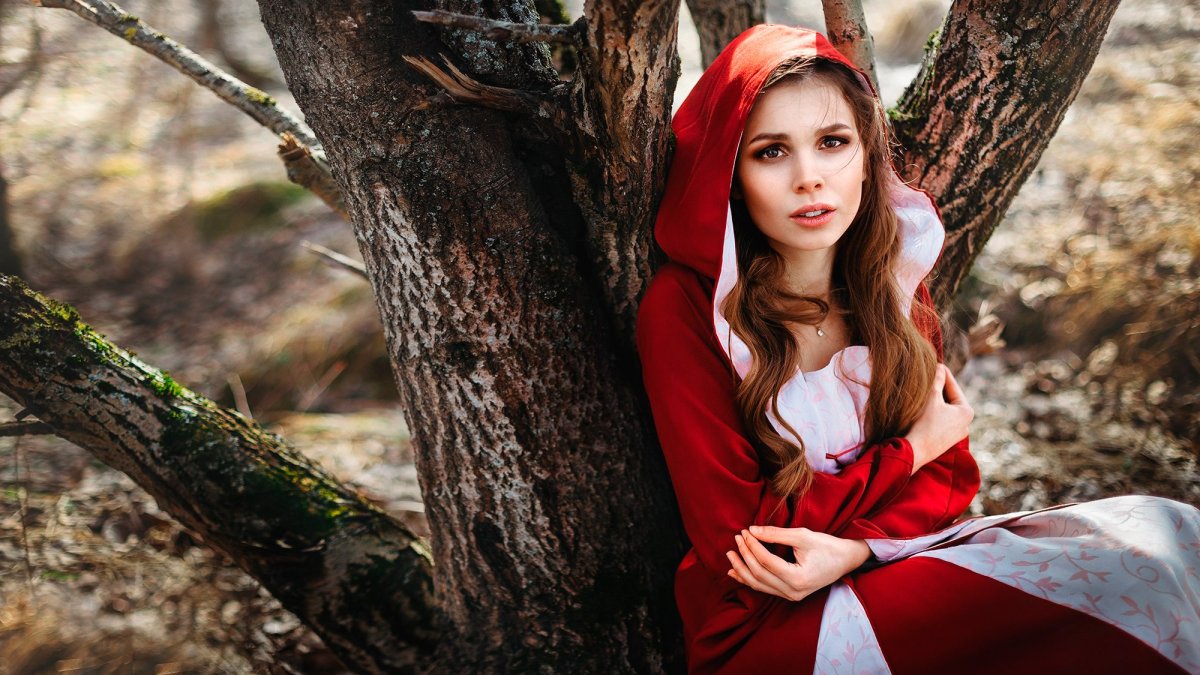 Красная шапочка Анна Ивженко