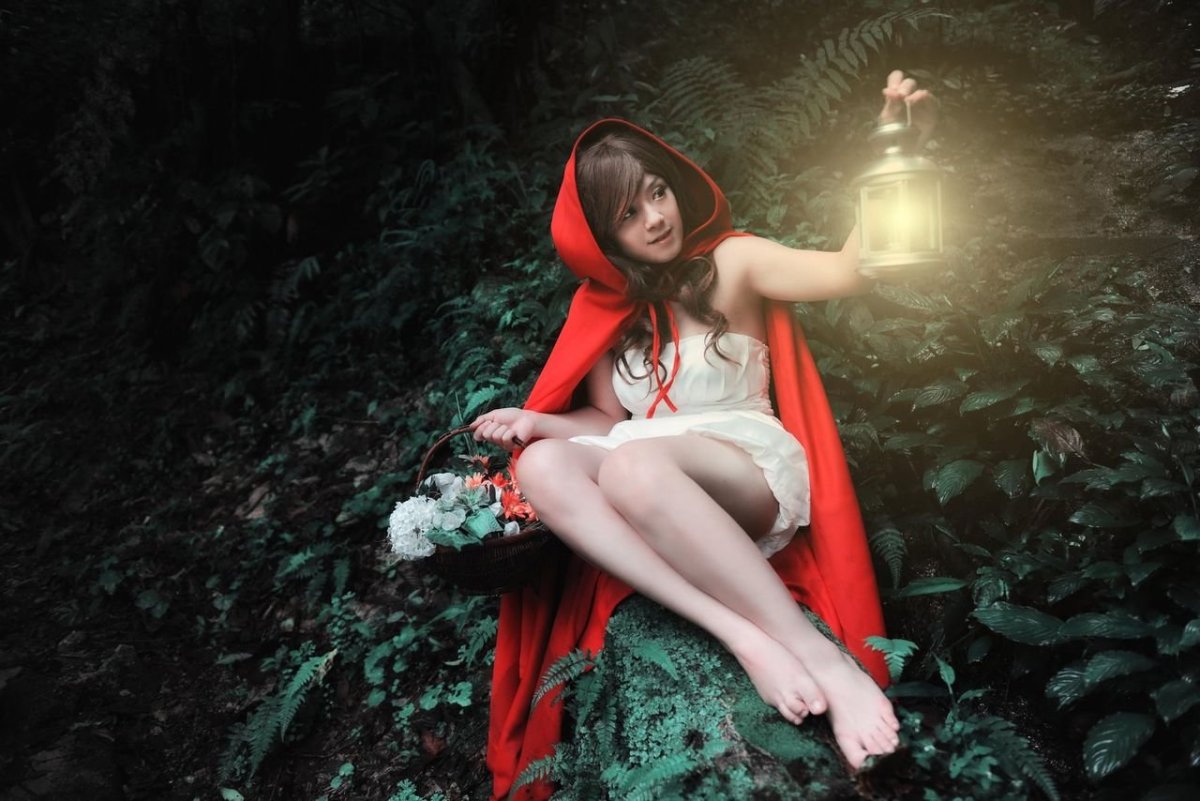 Кэтрин Гайндр красная шапочка