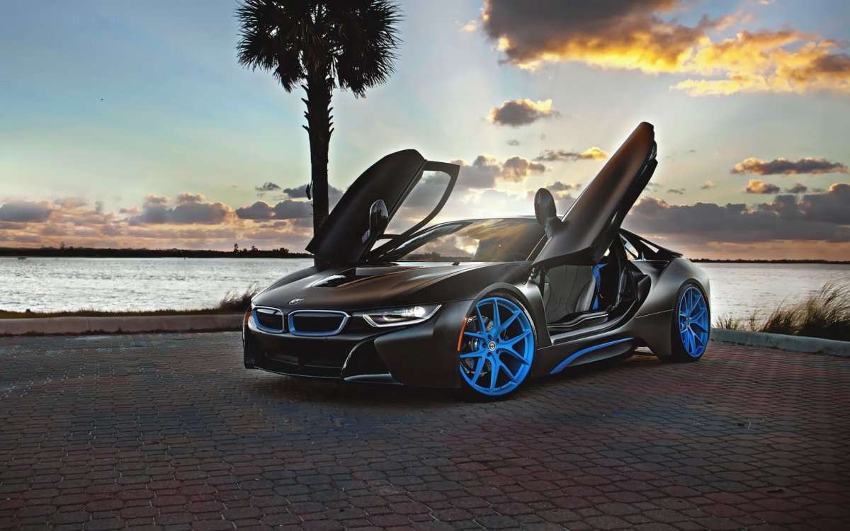 BMW m5 i8