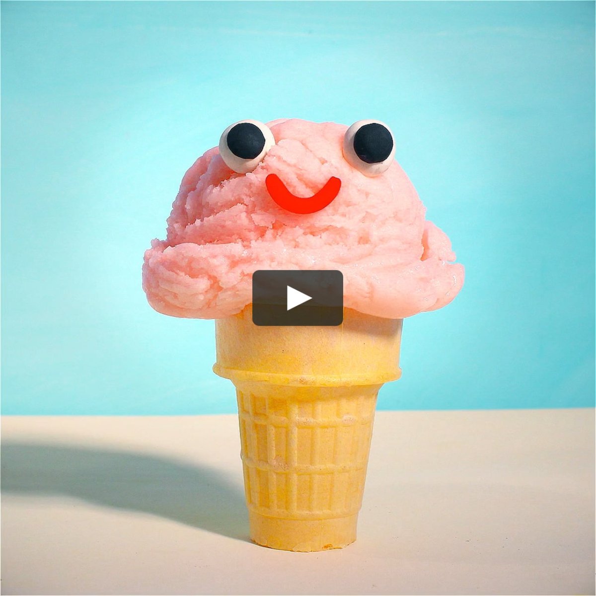 Гифка мороженое