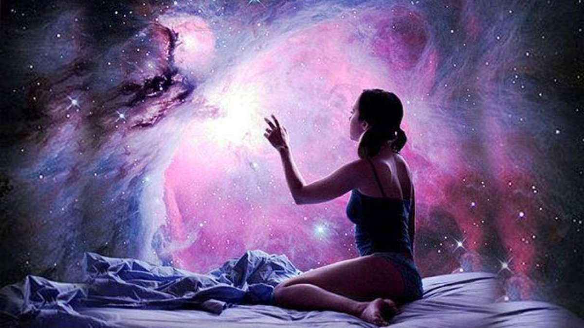 Женщина Вселенная