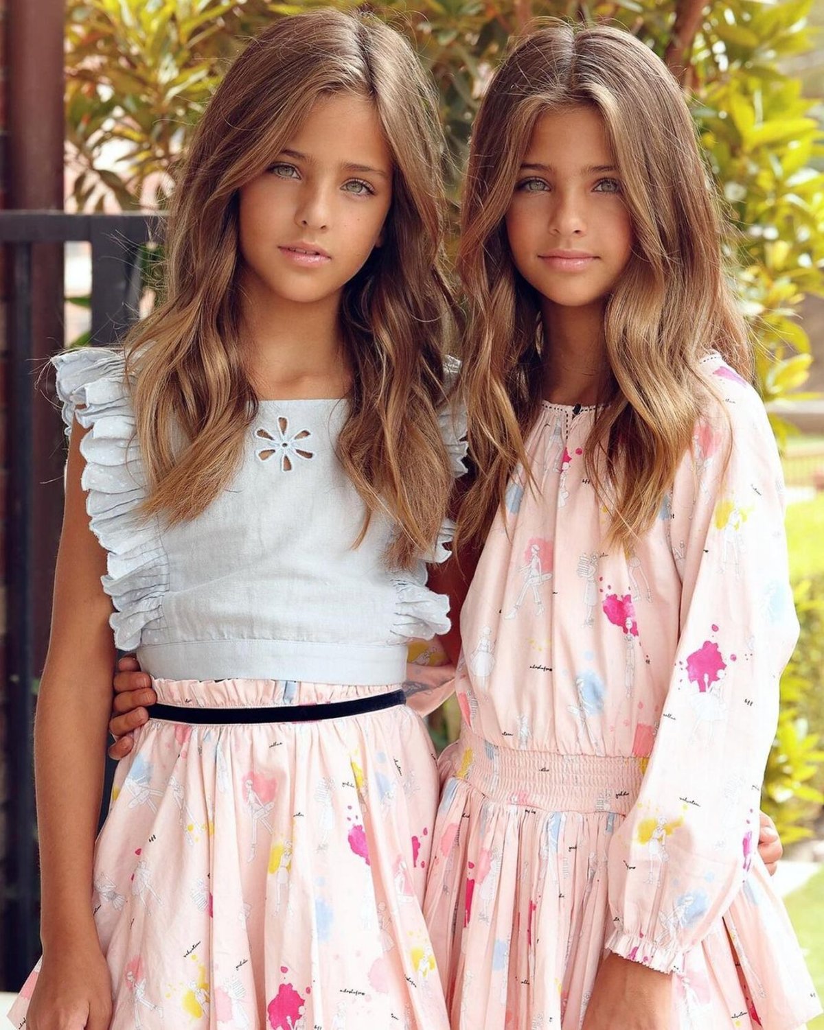 Близняшки Клементс