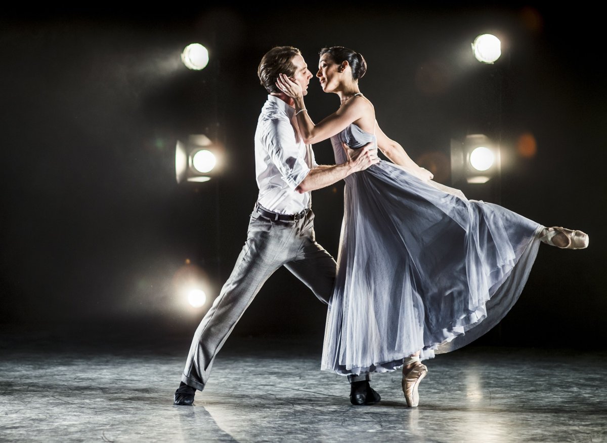 Танцы для влюбленных