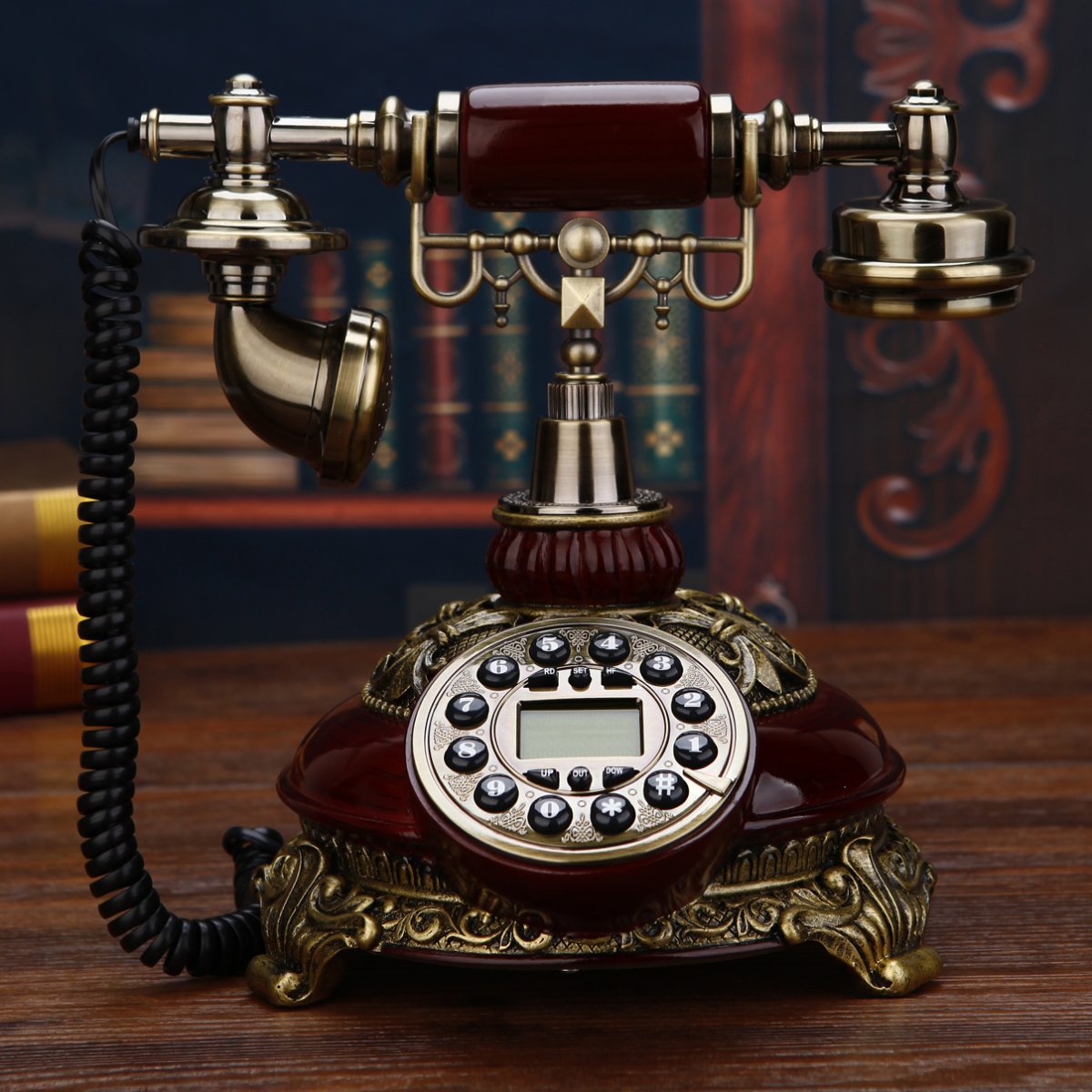 Телефонный аппарат ретро