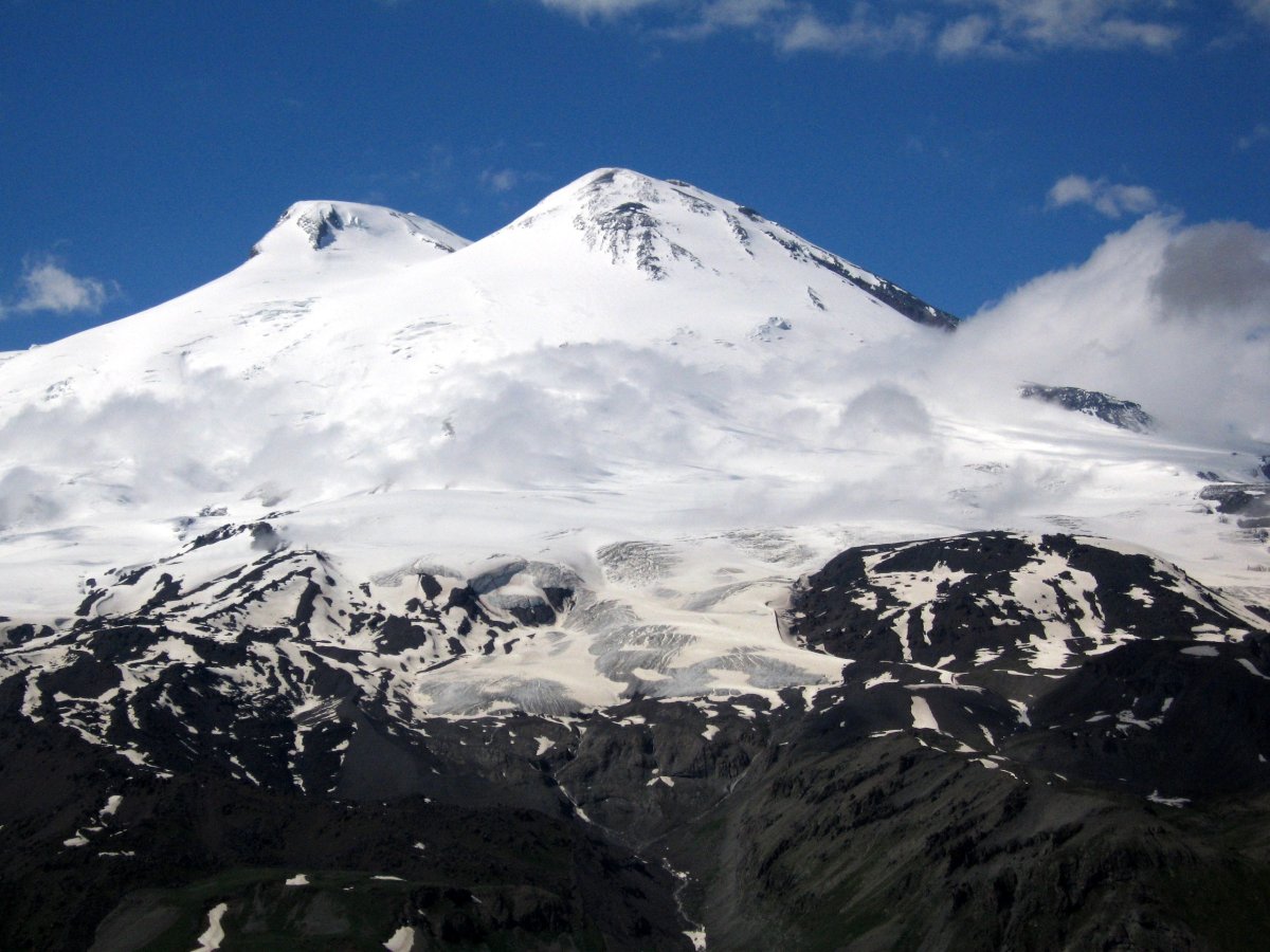 Пик горы Эльбрус